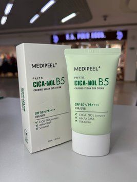 Заспокійливий сонцезахисний крем для обличчя Medi-Peel Phyto Cica Nol B5 Calming Vegan Sun Cream, SPF 50+ PA++++, з екстрактом центели 000995 фото