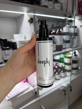 Спрей для контролю неслухняного волосся deeply styling spray control & smoothness 001162 фото