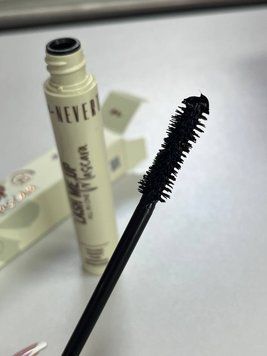 Туш для вій LASH UP AIL IN ONE NEVERTI 000900 фото