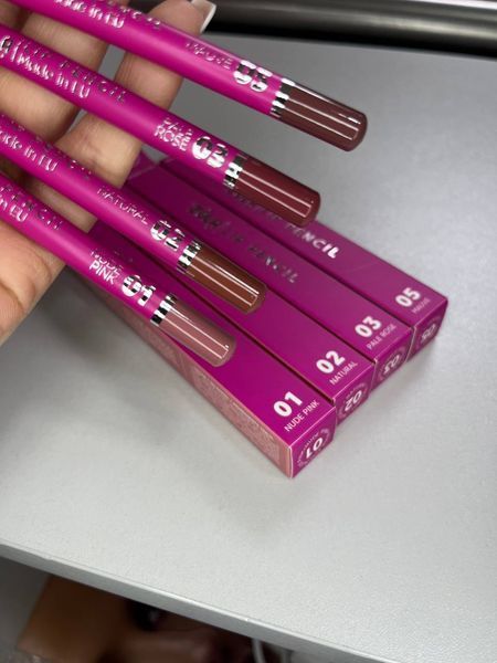 Олівець для губ Lip Pencil 02 Natural ZOLA 000741 фото