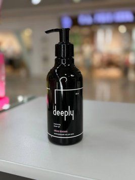 Зволожувальний гель для душу deeply sakura blossom moisturizing shower gel 001068 фото
