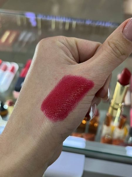 Помада для губ м&rsquo;яка матова TopFace ProHD Soft Matte 010 Crazy For You (червоний) 000415 фото