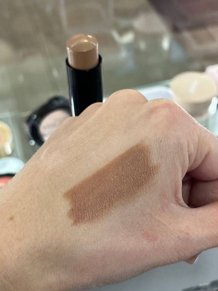 Контур-стік Topface Skin Twin 001 Truffle (світло-бежевий, холодний)  000374 фото